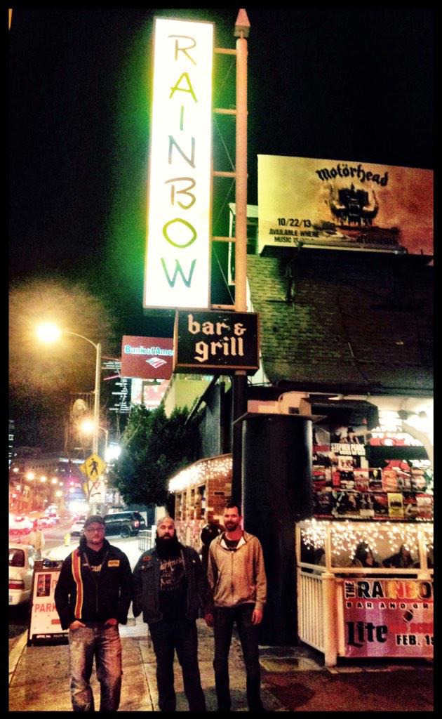 copycatpei's tweet photo. @sp00nfedmusic the boys outside a few well known establishments. http://t.co/DkVV16pOTh