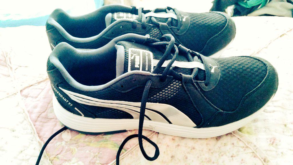 MaxDelgado9's tweet photo. Equipandome para empezar a ponerme en forma vamos alla #RunningAdiction http://t.co/Y5z8M6luQN