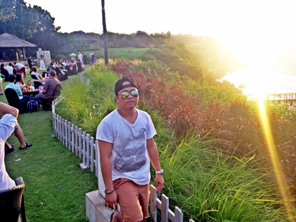 kempruzt's tweet photo. Latepost http://t.co/FzF3SpYqbE