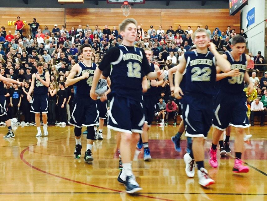 JustSomeAvgGuy's tweet photo. Scenes from LCC at TP. #LCCHS #LCCHoops #LCCBasketball http://t.co/q8gQuB9uYz