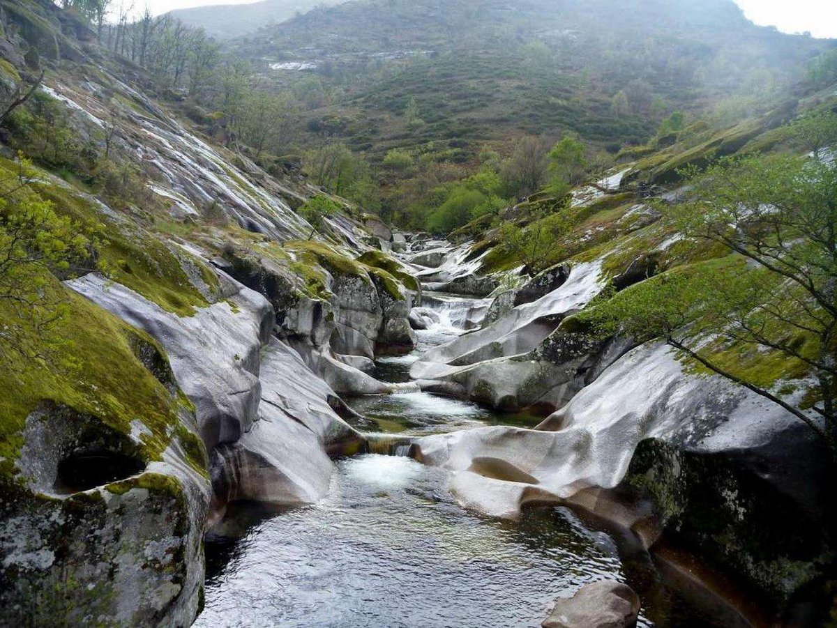 MiMomentoGood's tweet photo. Garganta de Los Infiernos @ValleCereza #ExtremelyGood!! http://t.co/fuFHmIrfVS http://t.co/0aKMRmZHQG