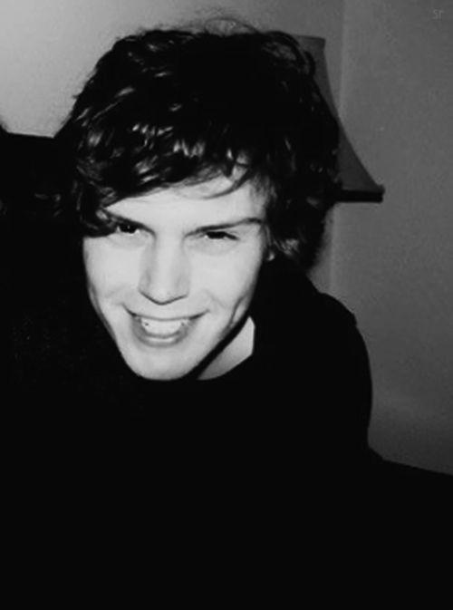 Happy birthday Evan Peters you beautiful human being 