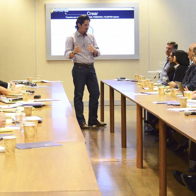 Presentaci&oacute;n a #AztecaAmerica http://t.co/UEVgPqWkra<a href="/tag/aztecaamerica"class="tags">#AztecaAmerica</a>