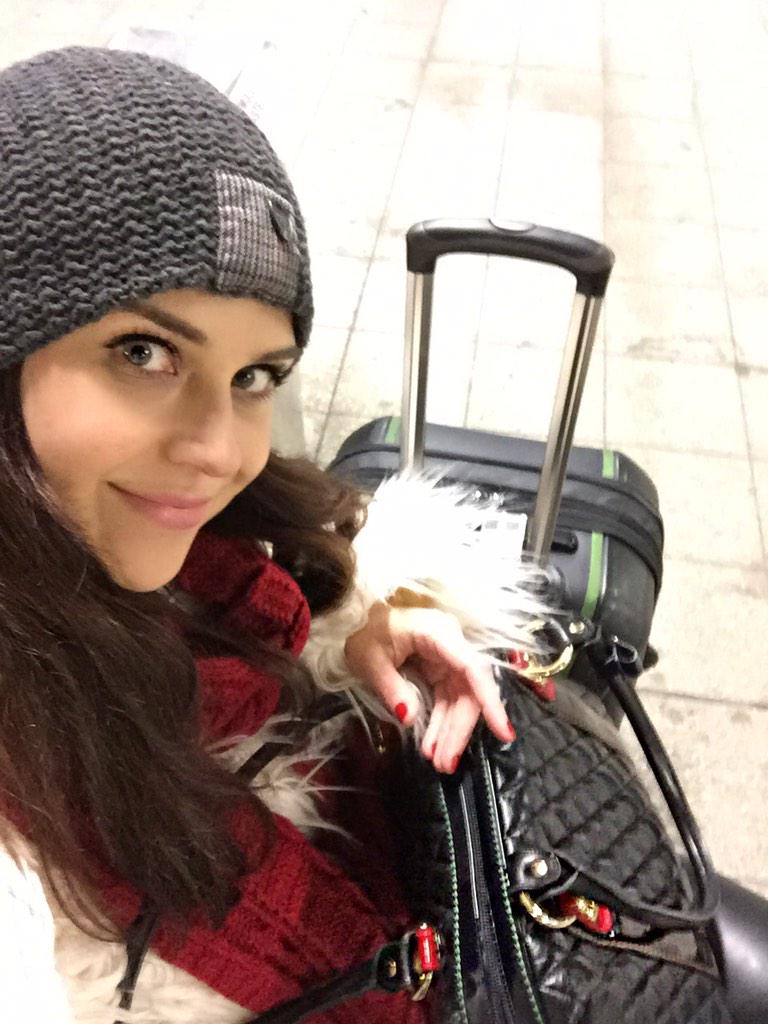 katcherry_blog's tweet image. Happy to be in #Berlin. So NOW off to my Hotel. Today is a day full of exciting things✨🌟💫 #MBFWB #MBFWBLive