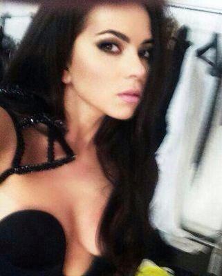 Inna_America's tweet photo. Buenas noches Club Rockers💕☺️ #INNALATINOAMÉRICA http://t.co/wKCFT5D23e