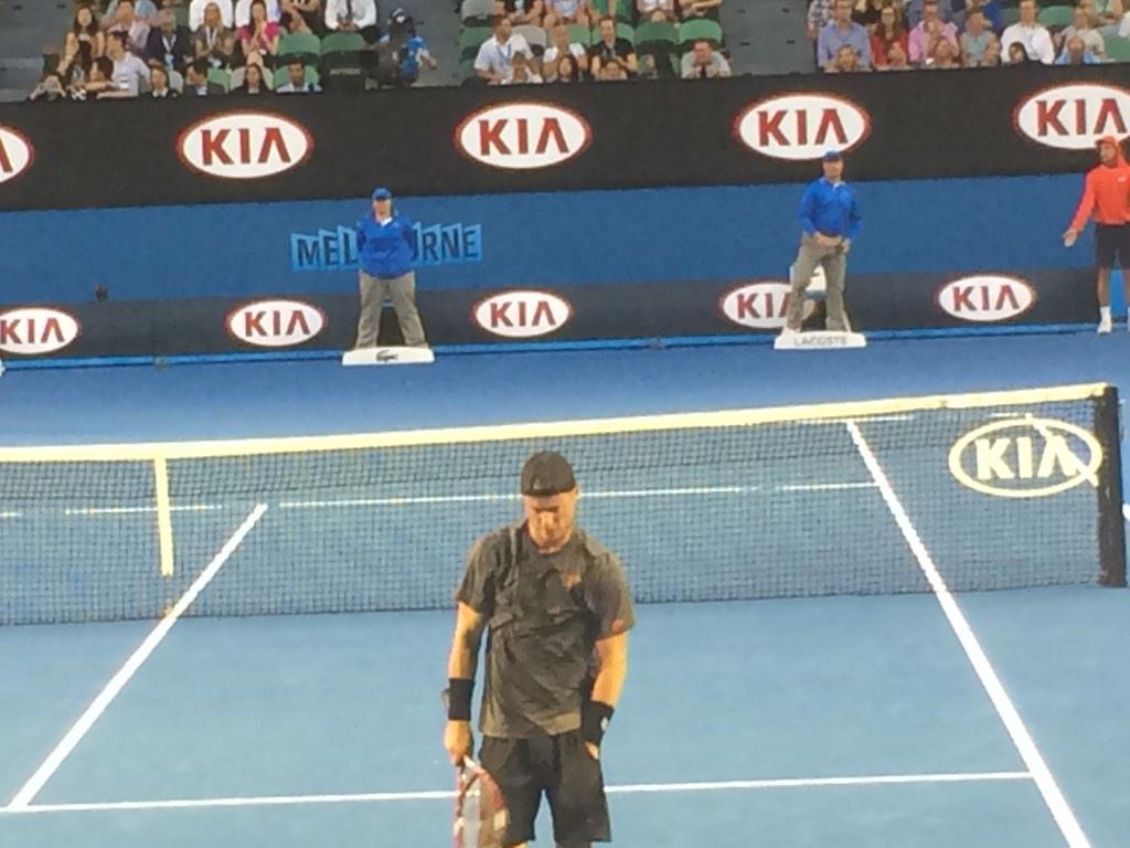 15muchado's tweet photo. #AustralianOpen - superb tennis Lleyton Hewitt. Go Ozzie! http://t.co/oFFYxBIWdW