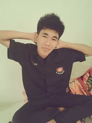 chaiwatt99's tweet photo. เด็กช่าง🔫💣 http://t.co/HWue2s3MtS