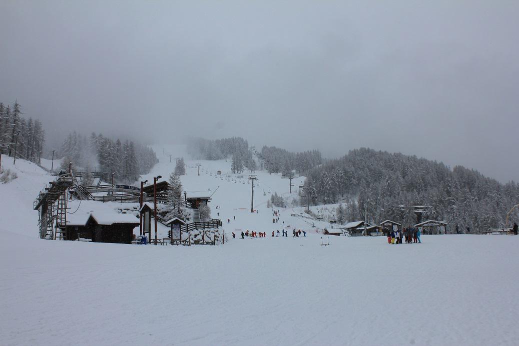 Et ça continue de poser en station ! #neige #montagne #ski