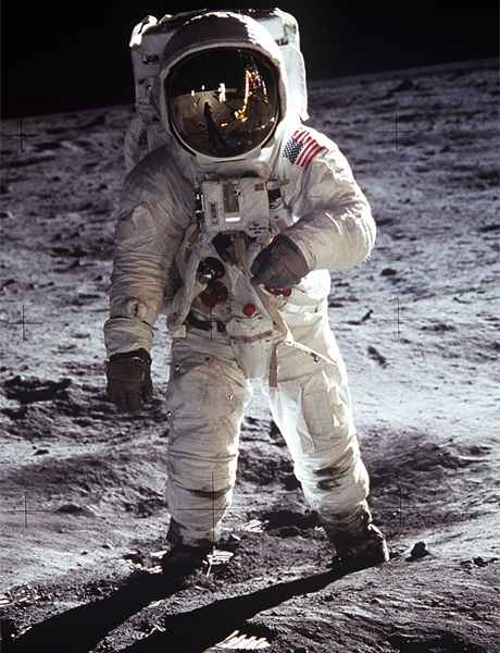 We would like to wish a very Happy 85th Birthday to Apollo 11 astronaut Edwin \Buzz\ Aldrin! 