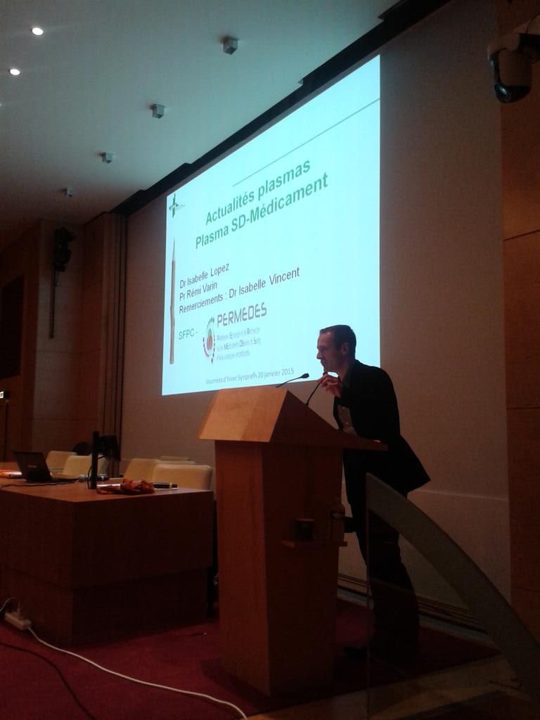 synprefh's tweet photo. Journée d'hiver : Point sur les Plasmas Frais Congelés par le Pr Rémi Varin, président #SFPC #PlasmaSD #médicament http://t.co/wpRMSObvND