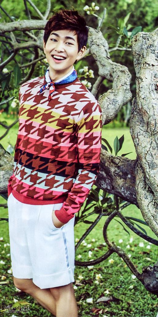 Forever_Minho's tweet photo. [COSMOPOLITAN] Jinki on cosmopolitan feb issue | credit as tagged | do not edit http://t.co/doScBvX8eC