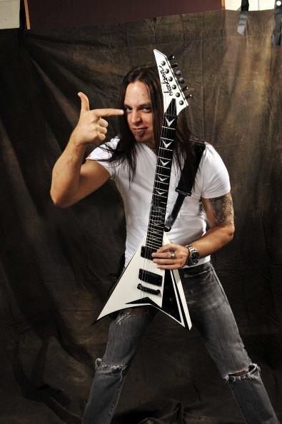 Happy birthday to Matthew Tuck, singer from bullet for my valentine: 
