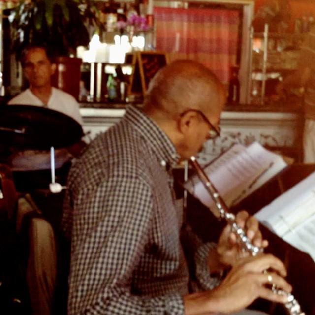 TheRevCafe's tweet photo. There's no time to be bored in a world with music. http://t.co/gVRe5zbvIv