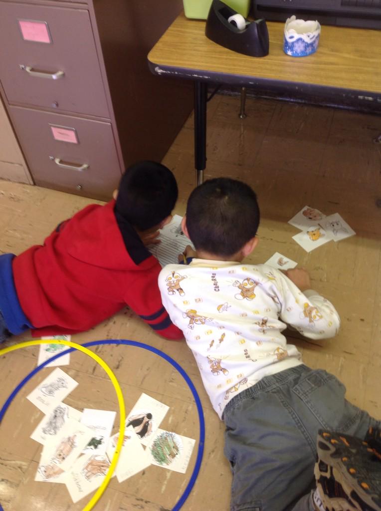 Jonathan  and Jackie are busy completing a Venn diagram.