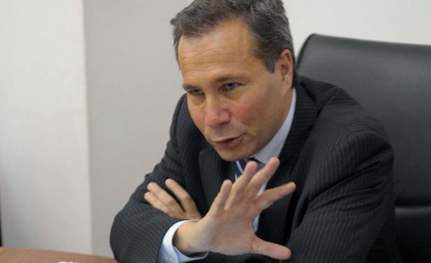 elpaisuy's tweet photo. No encontraron vestigios de pólvora en las manos del fiscal #AlbertoNisman
http://t.co/VXG5zxcUzJ http://t.co/N9iO9AUJdM
