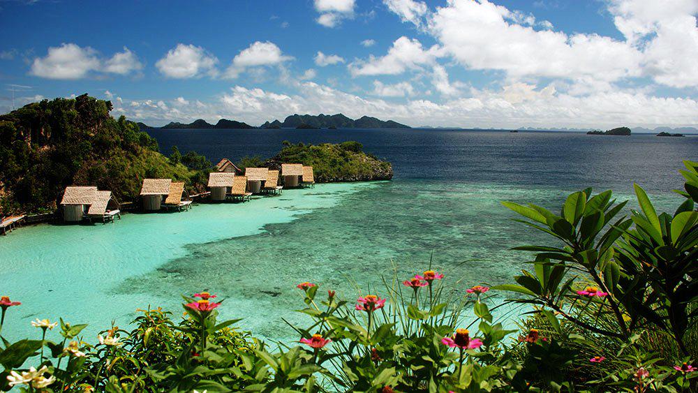 indikakreasindo's tweet image. #vanjava selanjutnya Karimun Jawa "Carribean Van Java". liat aja fotonya deh, serasa di film pirate of Carribean..