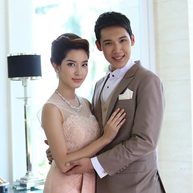 คู่นี้สมหวังไปละ รอลุ้นอีกคู่กันนะ #ฝันเฟื่อง 💭 instagram.com/p/yFCj9GrvVf/ IG:lakornexact