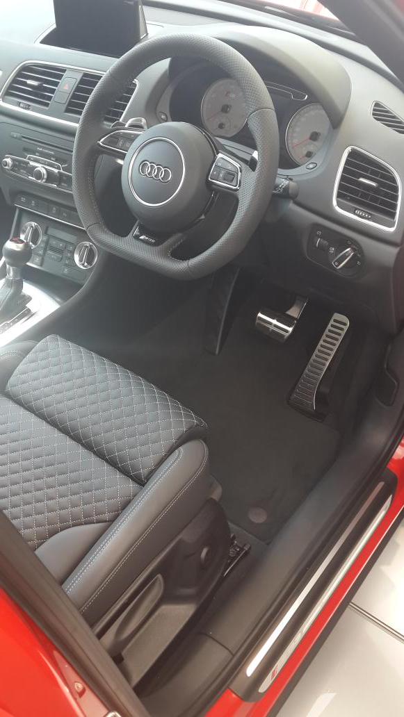 AudiBloem's tweet photo. The hot RSQ3 just arrived on our floor. 2.5Tfsi 228kw of exhilarating power!! http://t.co/TIP3fWeH8U