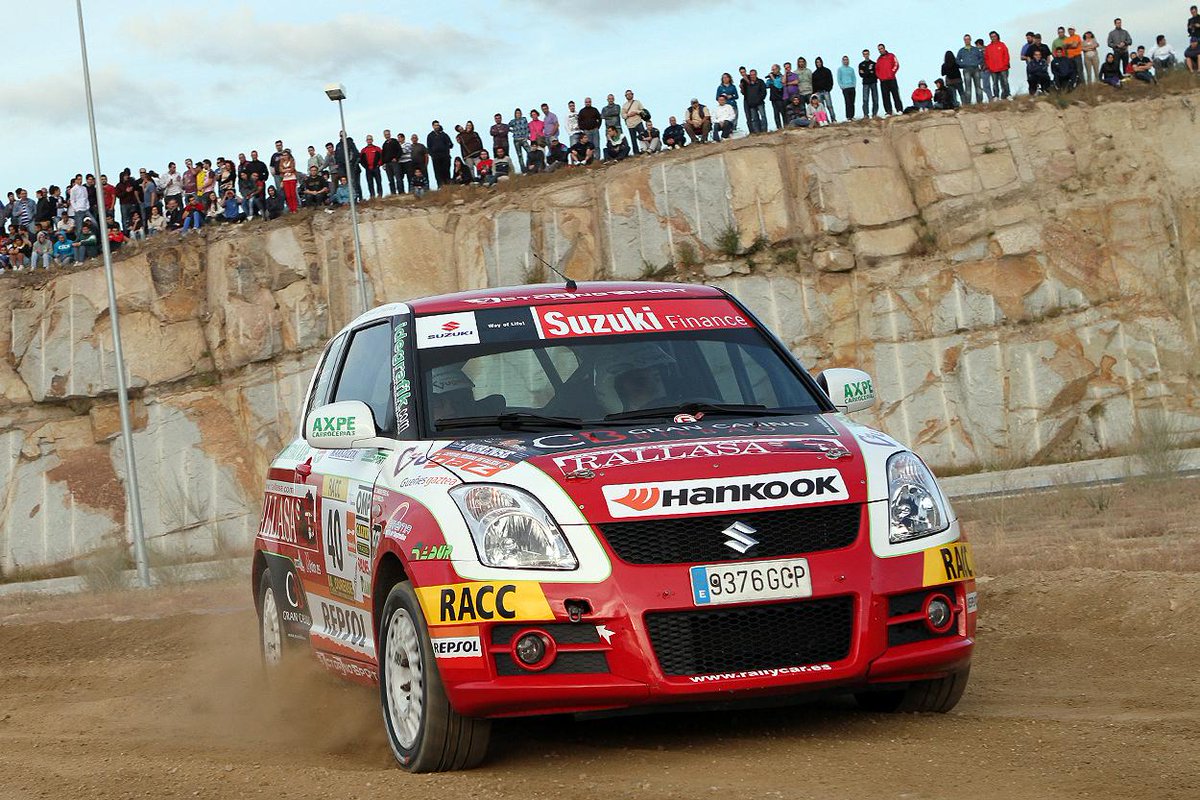 rallycast_'s tweet photo. Entrevista a Txuxti Pérez: "Sabía que volvería a correr rallyes" @MRFotoES vía @rallycast_ http://t.co/ECRzZy8Gch http://t.co/cvQG08Cn9U