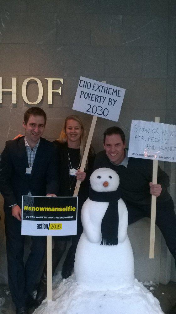 Join the protesting snowmen at Davos #snowmanselfie with <a href="/mcarthur/">John W McArthur</a> <a href="/mabelvanoranje/">Mabel van Oranje</a> #wef15 #action2015 More to come.