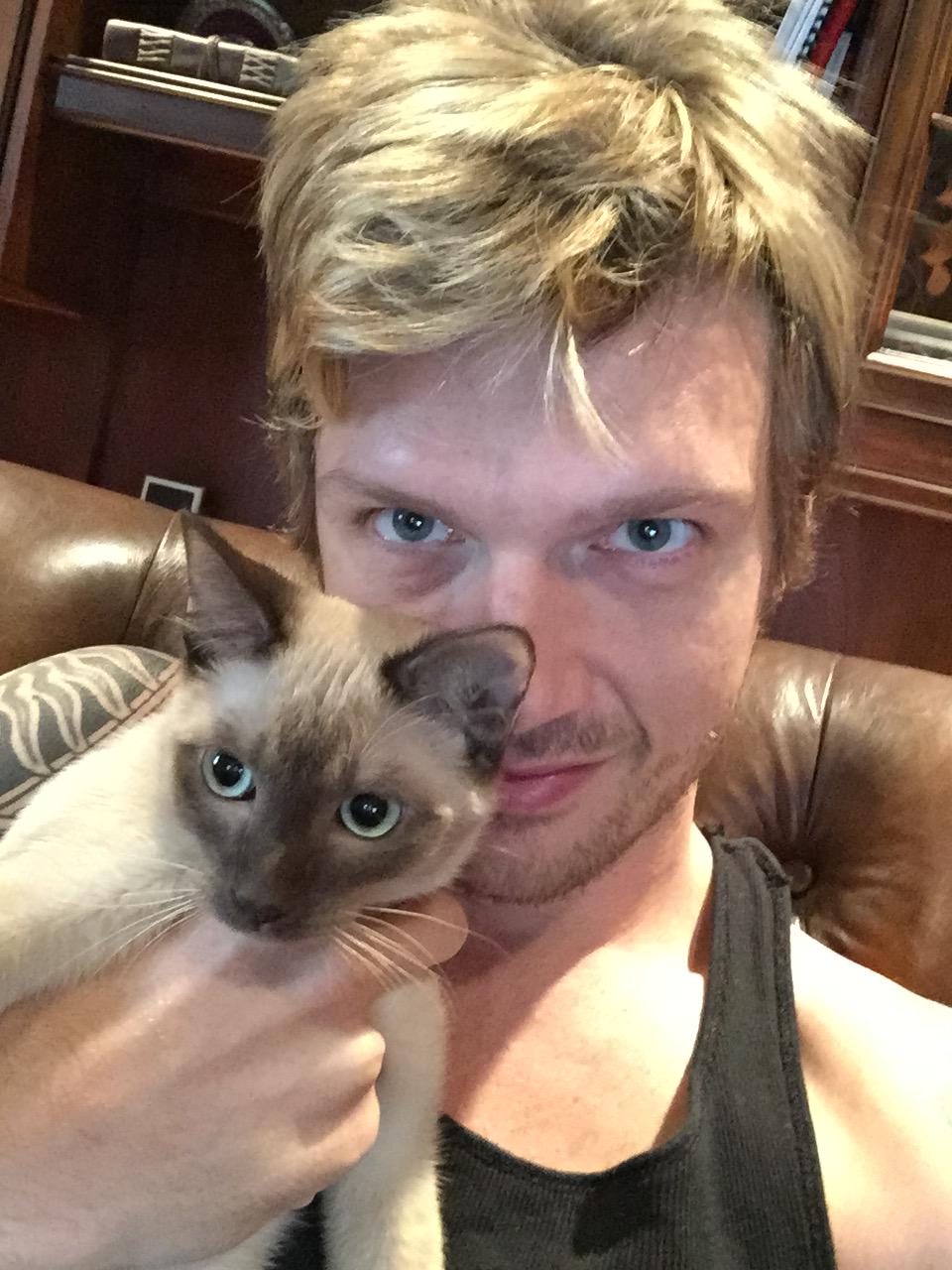 5 Things That Happen When Nick Carter Changes His Hair – What Happens On The Backstreet 5 Things That Happen When Nick Carter Changes His Hair – What Happens On The Backstreet