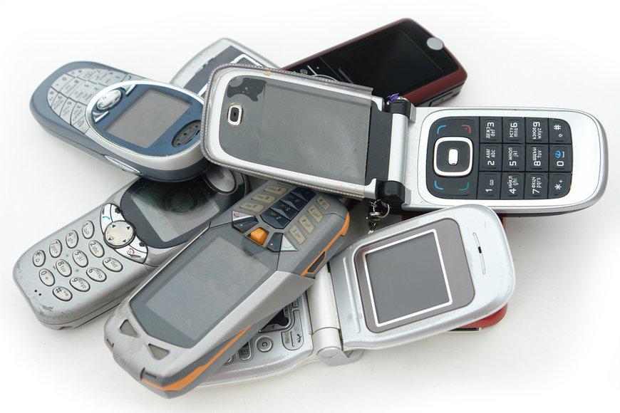 PlanetGreen's tweet image. What to do when your electronic treasures become trash bit.ly/1weZZVs