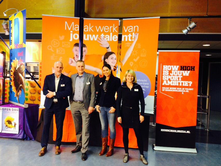 pimmuzz's tweet image. “@DeGraafBreda: #Florijncollege #centrale voorlichting #ontvangstcomité http://t.co/Gm17TAx3LP” #gespleten persoonlijkheid 😜