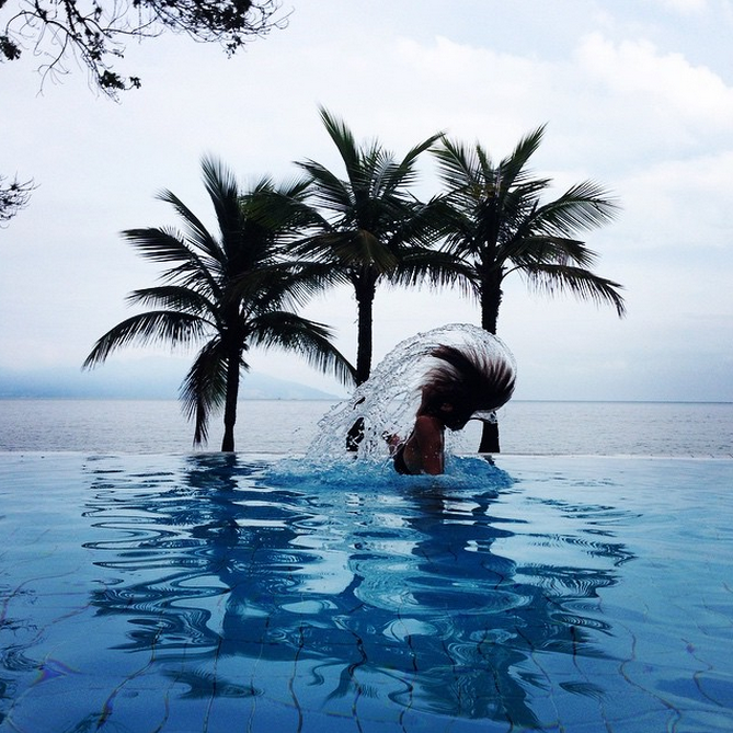 clubmedofficial's tweet photo. Happiness worth sharing. Follow @soraya.nymβs lead and share your favorite Club Med moments with #appyPlace. http://t.co/P8xoQwNoYa