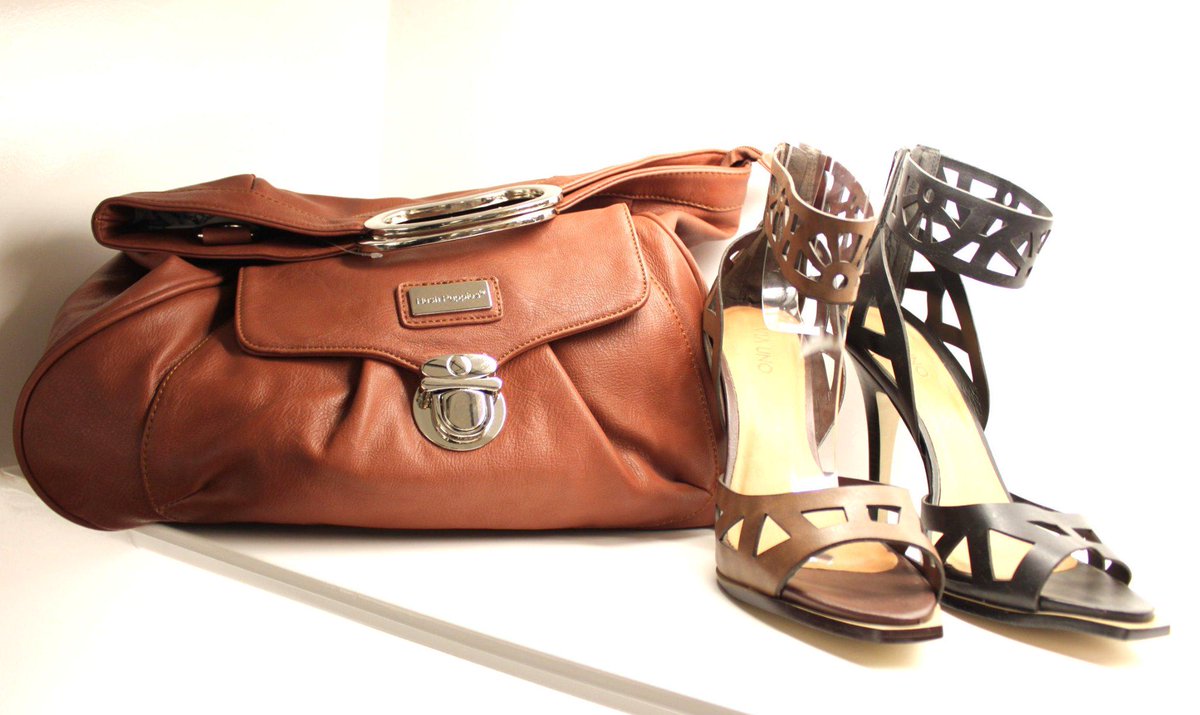 clarks clearance bags