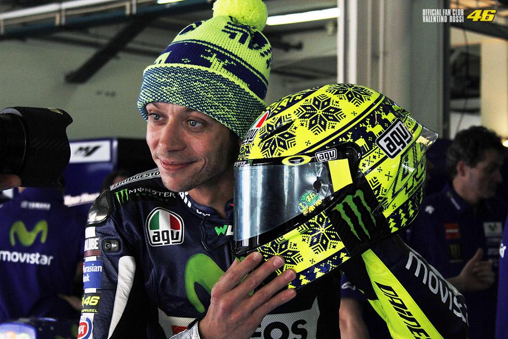 fanclubVR46's tweet photo. Test invernali ❄️⛄️😂😂😂😂
#SepangTest1 #Day1 http://t.co/UcZXl0jQH6