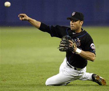 Happy birthday to Hall of Famer Roberto Alomar, who turns 47 years old today! 
