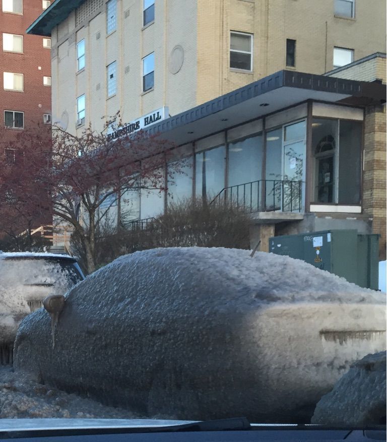 침수차 아닙니까?RT @ok4826: ㅋㅋㅋㅋㅋㅋㅋㅋㅋㅋRT <a href="/hihowww/">hihow</a>: 차주 개불쌍ㅋㅋㅋㅋㅋㅋㅋㅋㅋㅋㅋㅋㅋㅋㅋㅋㅋㅋㅋ