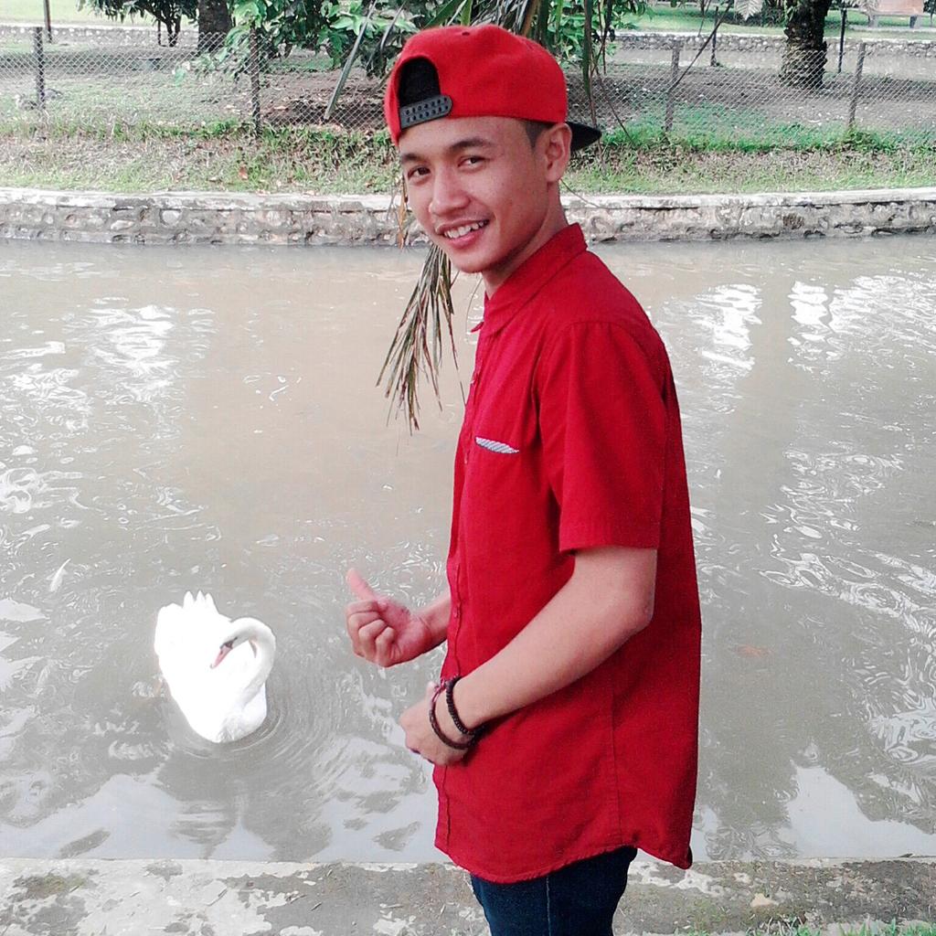 andriesyahputr4's tweet photo. Andrie Syahputra http://t.co/QYcW1sQtvV