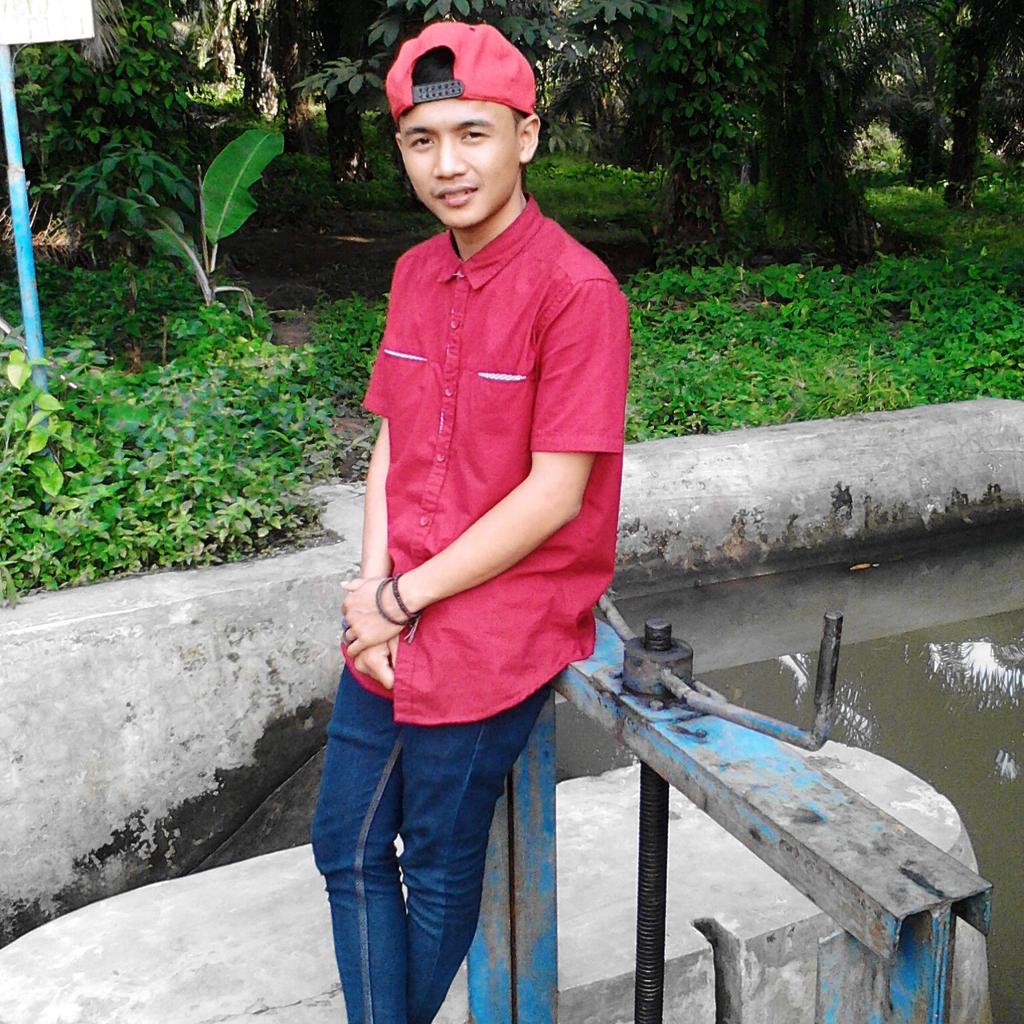 andriesyahputr4's tweet photo. Andrie Syahputra http://t.co/QYcW1sQtvV