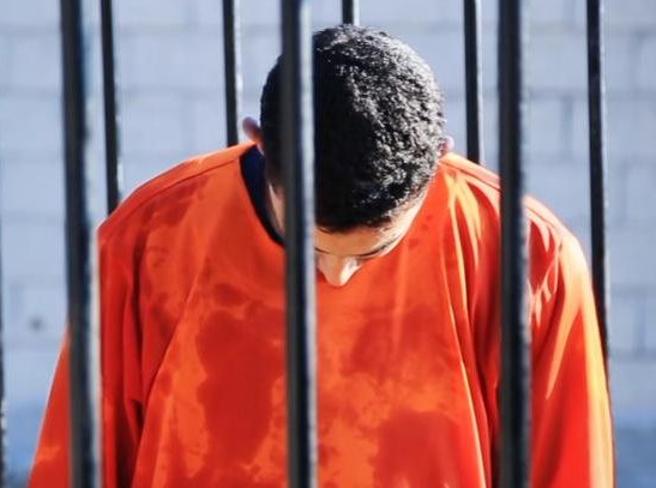 Corriere's tweet image. Isis, arso vivo  il pilota giordano  E Amman giustizia  Sajida goo.gl/1BEf5U