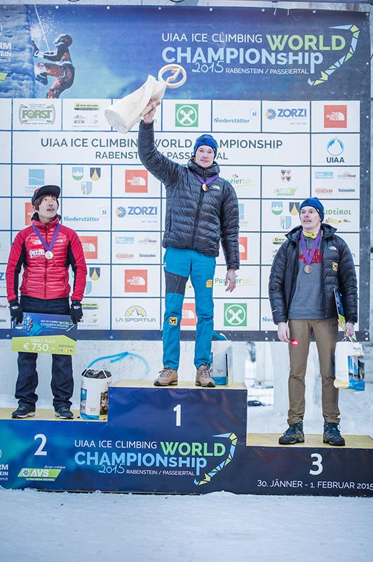 Planetmountain's tweet image. Maxim Tomilov and WoonSeon Shin win Ice Climbing World Championship 2015 #uiaaiceclimbing dlvr.it/8Lwyfs