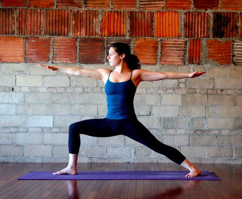 4houryoga's tweet photo. Virabhadrasana II Warrior pose 2 http://t.co/sWO3LCtPih RETWEET 4 more YOGA poses #4houryoga http://t.co/Zbze5mhdRu 792