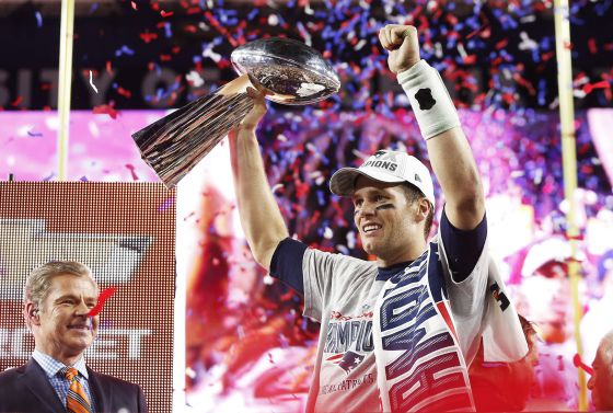 Super Bowl ai Patriots con Tom Brady da record