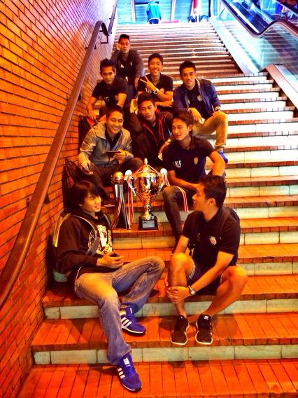 Bustomi_19's tweet photo. Bang thoyib ngalup 😂😂😂 http://t.co/A3WolNt1nC