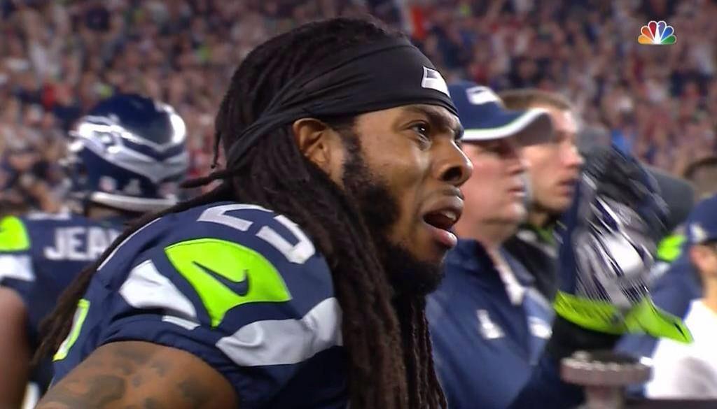 Shanethefree's tweet photo. @JustRegalThings when a customer spills their icee right in front of you http://t.co/kgiTyIy8GF
