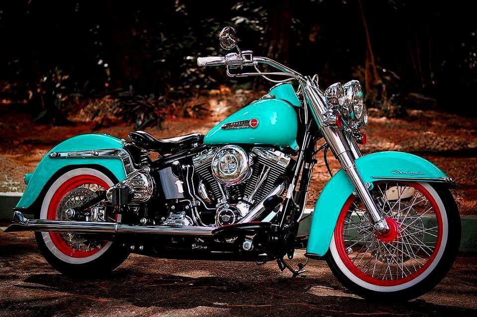 BarcelonaHarley's tweet photo. @MOTORESCUE 

A empezar la semana con fuerza  de una #HARLEY! !

#MOTOS #CUSTOM http://t.co/8CLHo72j9e