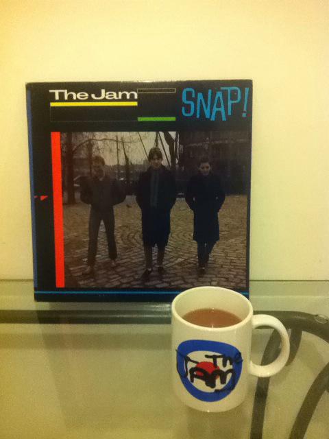 @ei8htballUK the jam - Smithers jones here we go again ... #MondayMorningAnthems  #showusyourmug