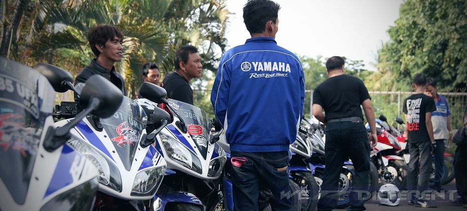 azaria88's tweet image. #YamahaID #weRdifferent-YR15CI Jakarta Utara: Makin Beragam, Makin Seru! bit.ly/1BSqwh0 @YamahaIndonesia