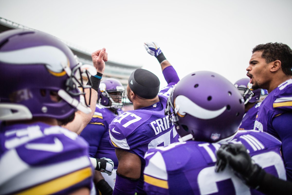 callmeSEMAN's tweet photo. “@Vikings: We are all 0-0.

Who's ready for 2015? http://t.co/iEGuiKTDu0” #letsgoteddy