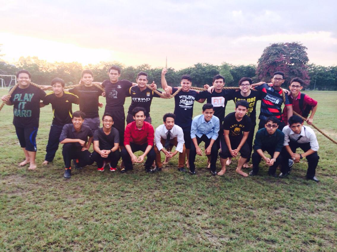 intecatusa's tweet photo. Congrats to Jarvis and Idaville for winning TUG OF WAR!!!! :)))) #champions http://t.co/exrHklq8MR