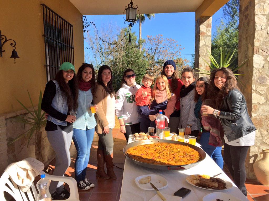 mjesusss91's tweet photo. Cumpleee!!😎☺️😝 http://t.co/td6KeQTc4Z