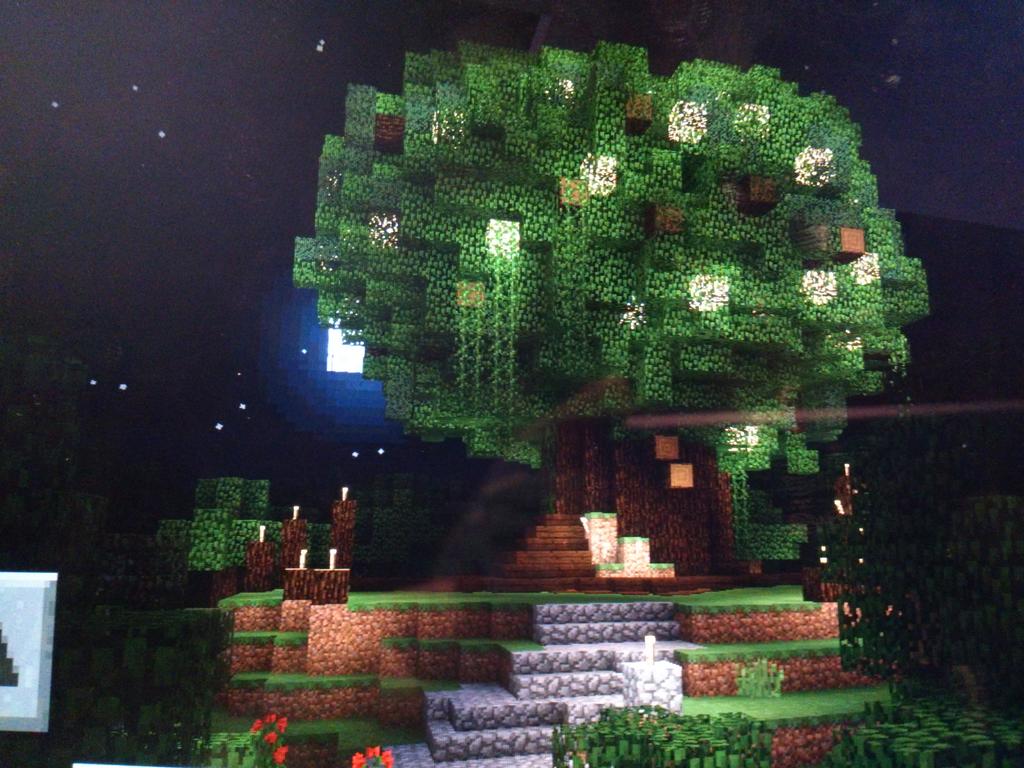 ツイッターで見かけたマインクラフトの凄い建築物