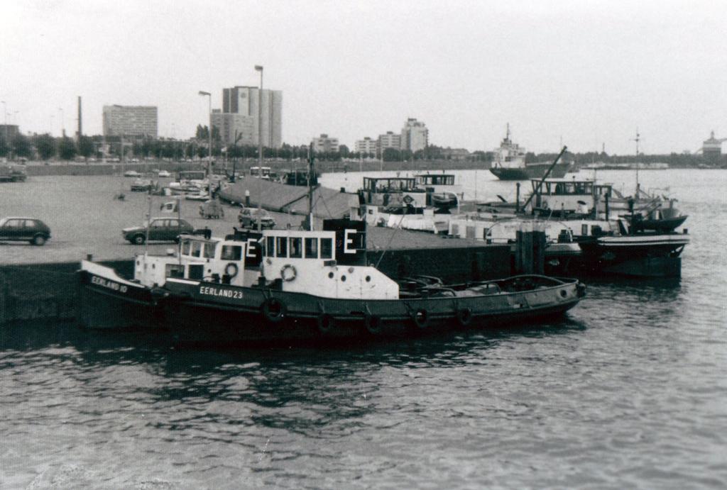 "<a href="/binckytweet/">Pietje precies</a>: <a href="/DuwbotenHOLLAND/">TUG PUSH HOLLAND</a> zo was die vroeger. "