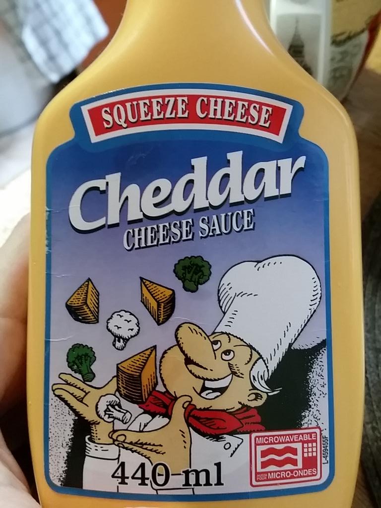 Albaeii's tweet photo. Soy la envidia de @Bln_ag y @eyestlays jojojo salsa cheddar por un tubo!!!!! http://t.co/KZimYT1UxB
