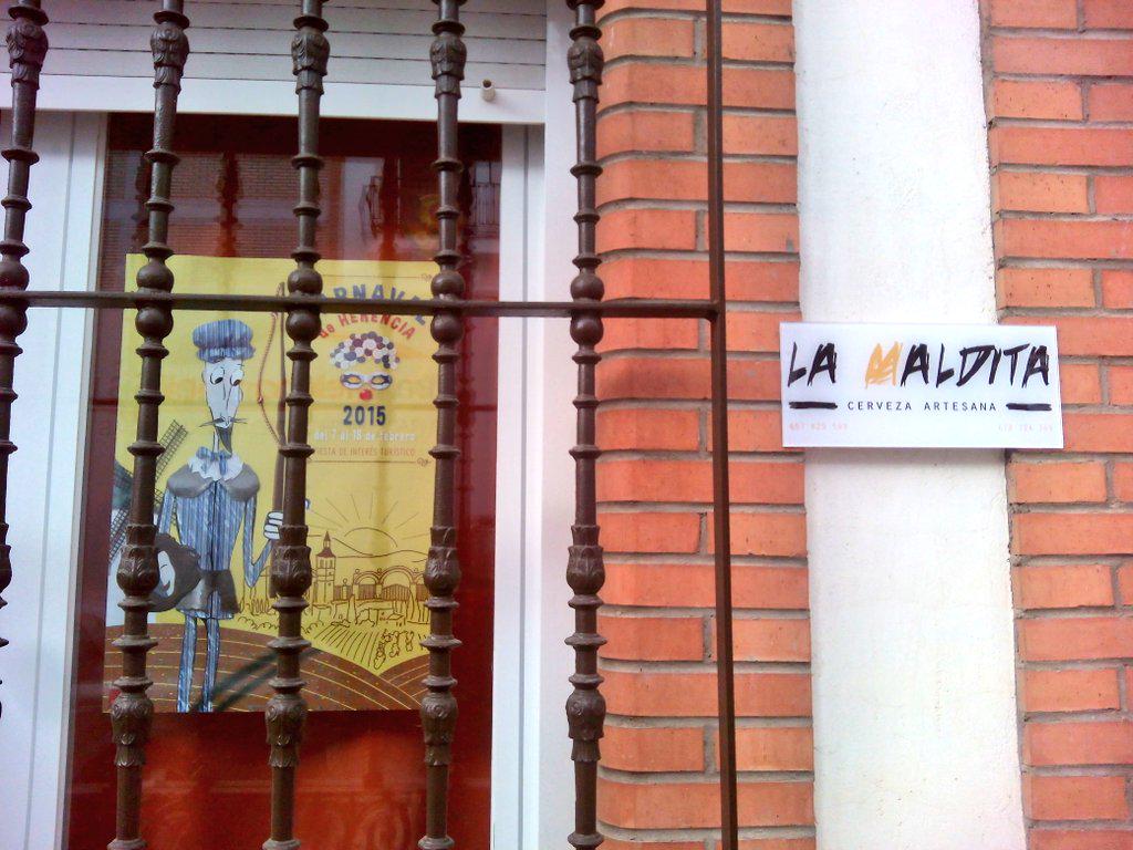 LaMaldita_Cerve's tweet photo. #Cerveza #lamaldita con el #carnavaldeherencia #febrerilloloco #prisillas #ansiosos #ofertorio
Avda. Encarnación 57A http://t.co/1ILgPo62Zy
